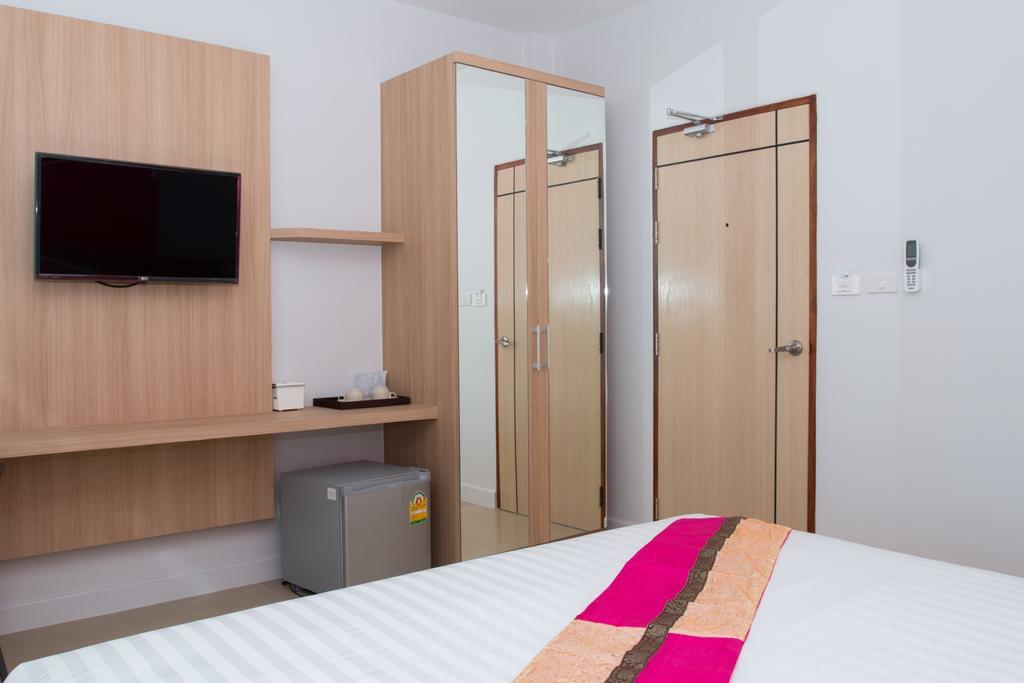 Phant At Thalang Service Apartment Ngoại thất bức ảnh